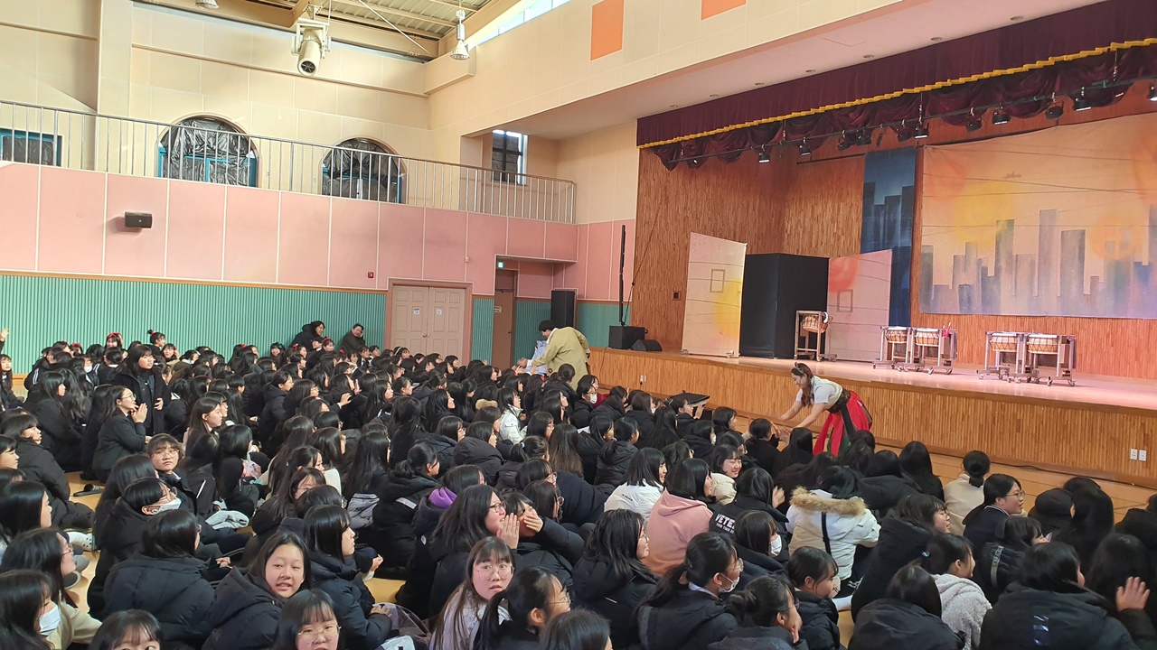 하트비트 동두천 보영여중 공연 (6).jpg