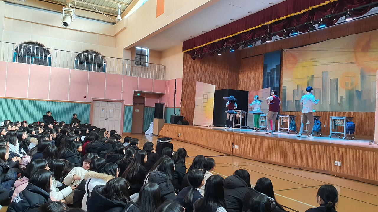 하트비트 동두천 보영여중 공연 (4).jpg