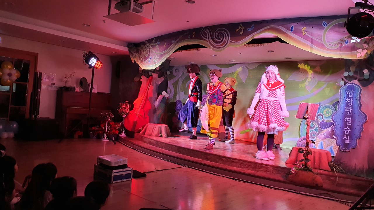깃털피리 용인 예성유치원 공연 (7).jpg