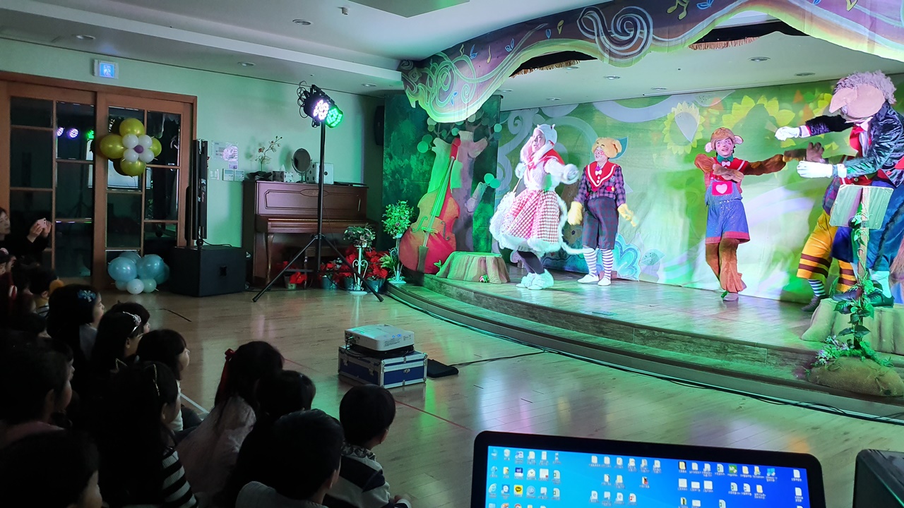 깃털피리 용인 예성유치원 공연 (6).jpg