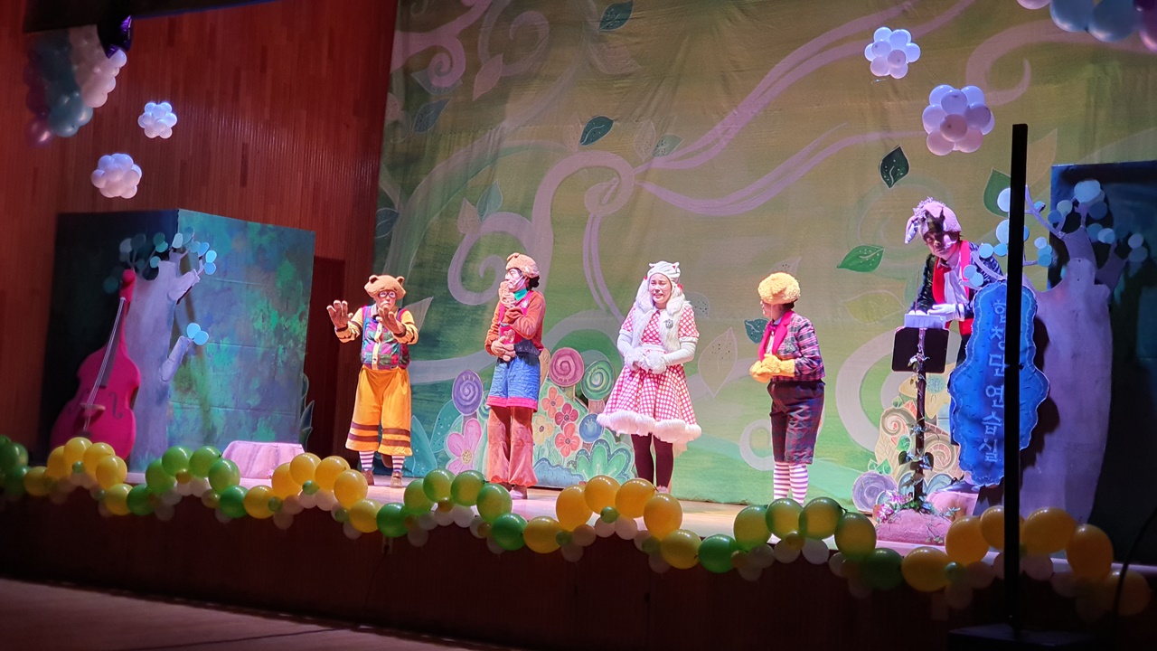 깃털피리 인천대화초 공연 (3).jpg