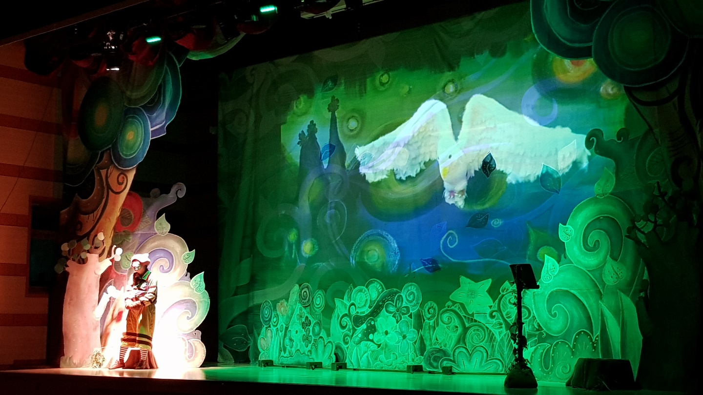 깃털피리 망월초등학교 공연 (2).jpg