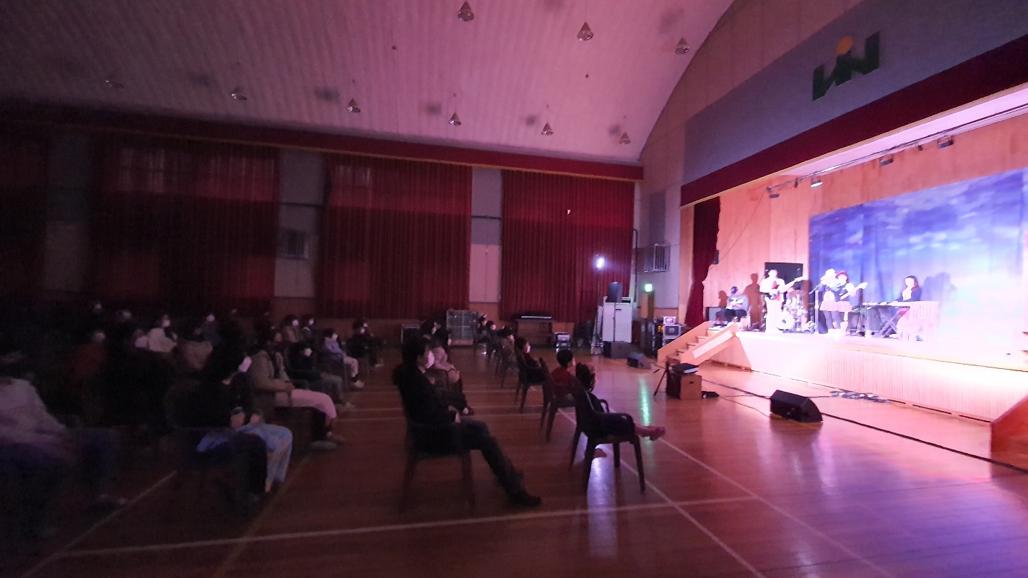 수산중학교_의자뺏기 (4).jpg