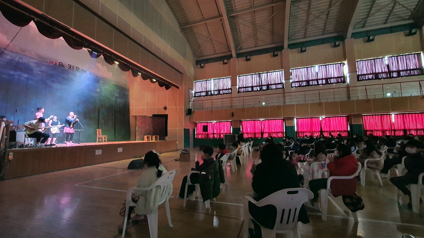 안흥초등학교_의자뺏기 (5).jpg