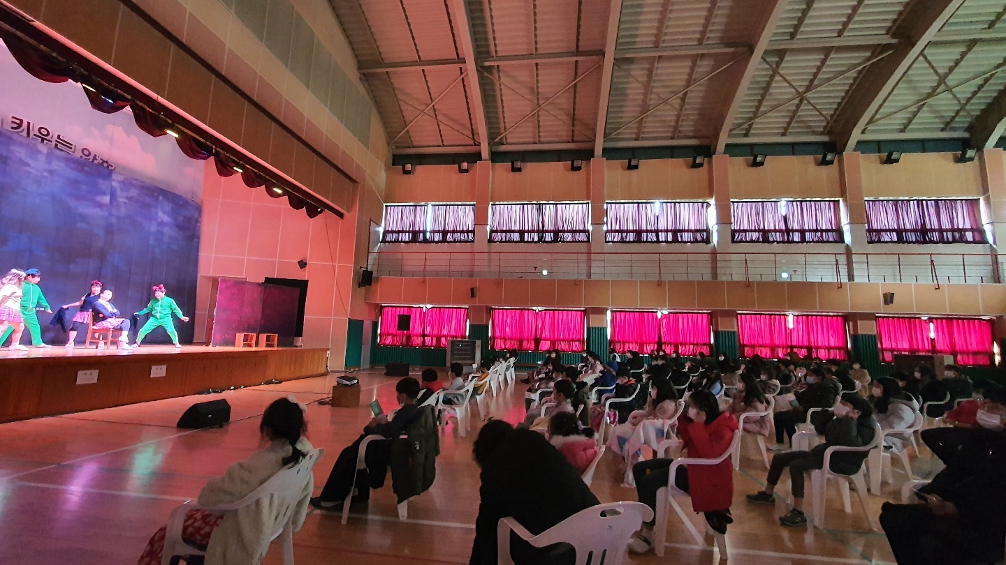 안흥초등학교_의자뺏기 (2).jpg