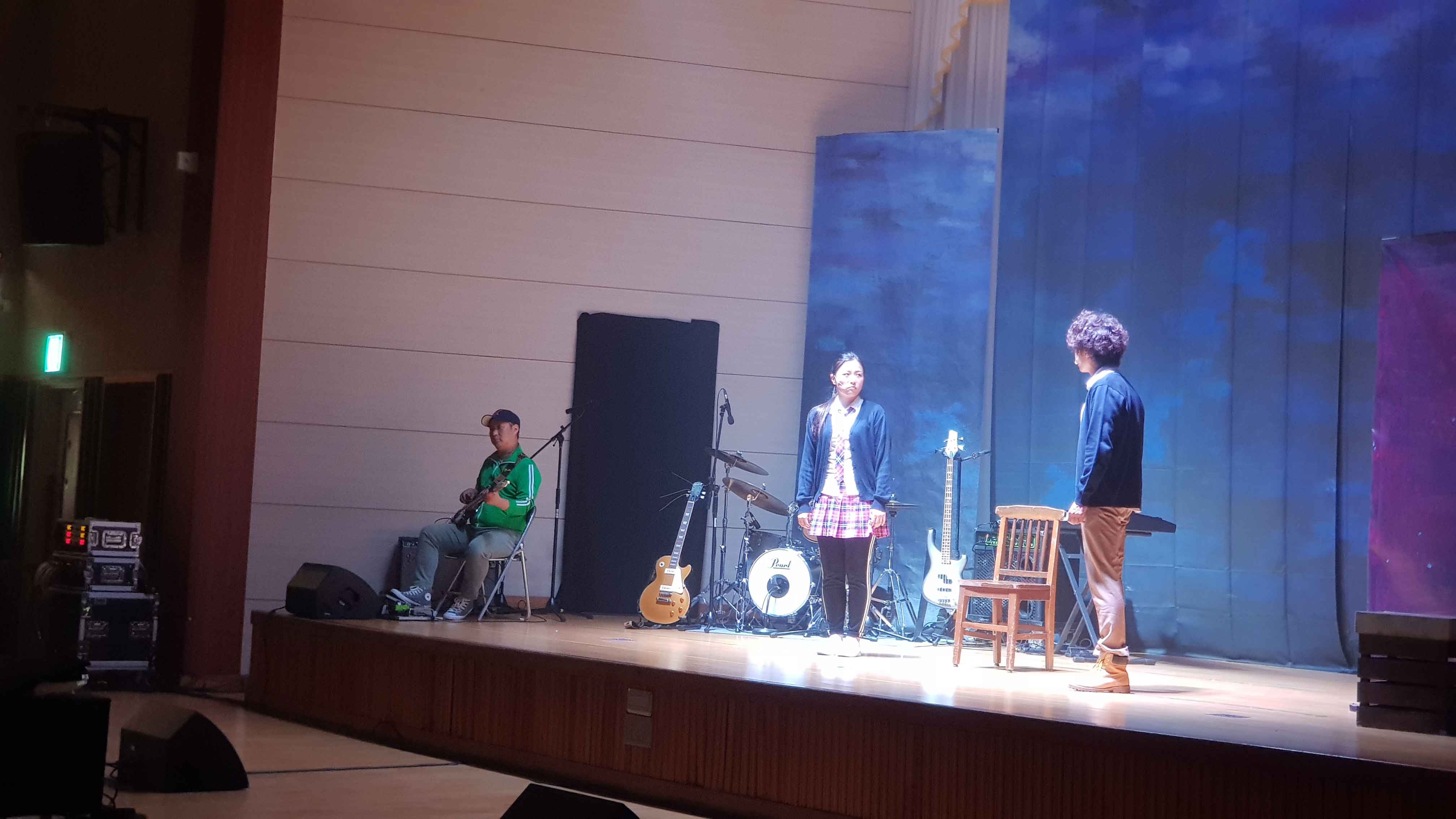 의자 뺏기 (2).jpg