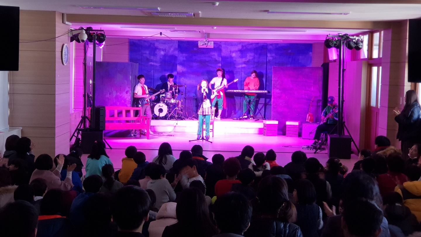 신나는예술여행_안동_의자뺏기 (6).jpg