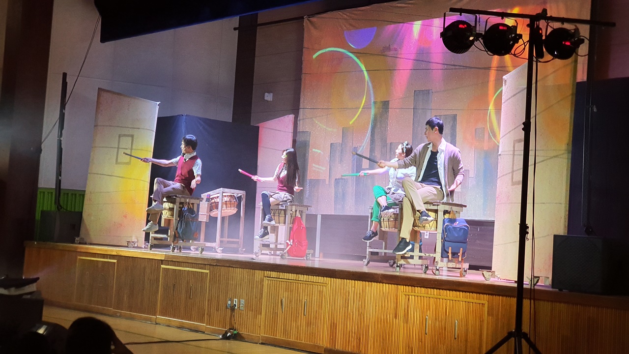 하트비트 고척초공연 (2).jpg