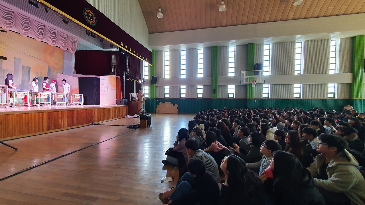 하트비트 동두천송내초 공연 (3).jpg