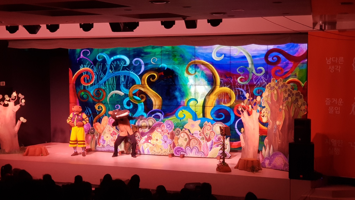 SK텔레콤 깃털피리 (4).jpg