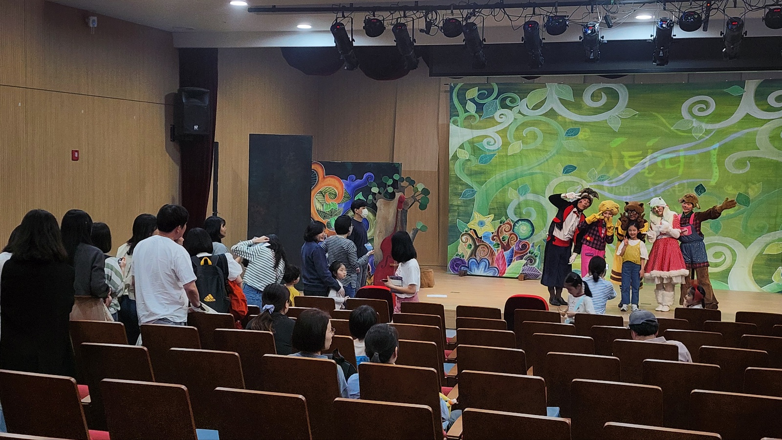 세종시립도서관_깃털피리 (7).jpg